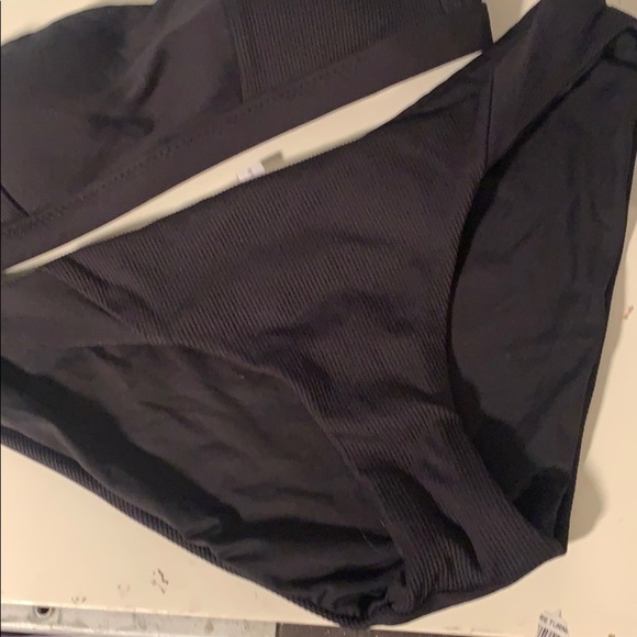 Becca Ribbed Bikini NWOT - Picture 6 of 8